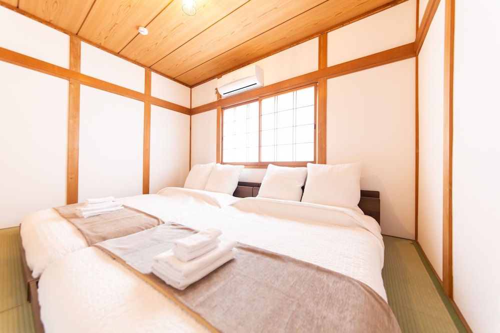 Villa Tengachaya-Nishi