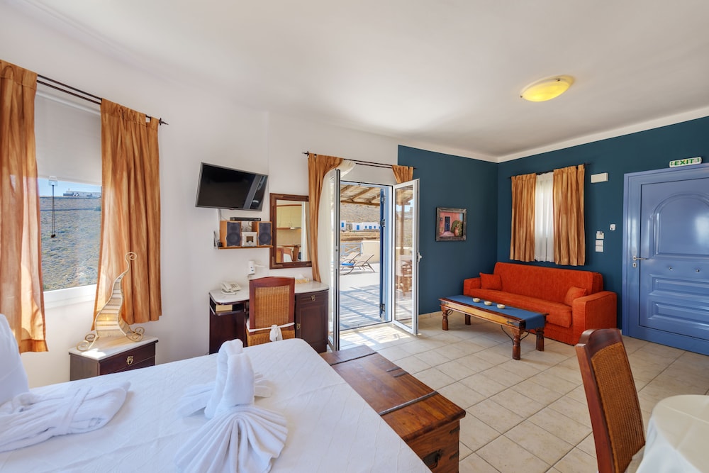Sunrise Beach Suites