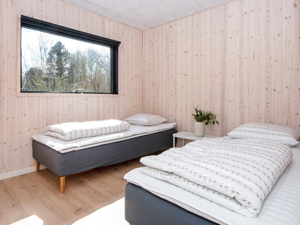 10 Person Holiday Home in Glesborg-by Traum view 3