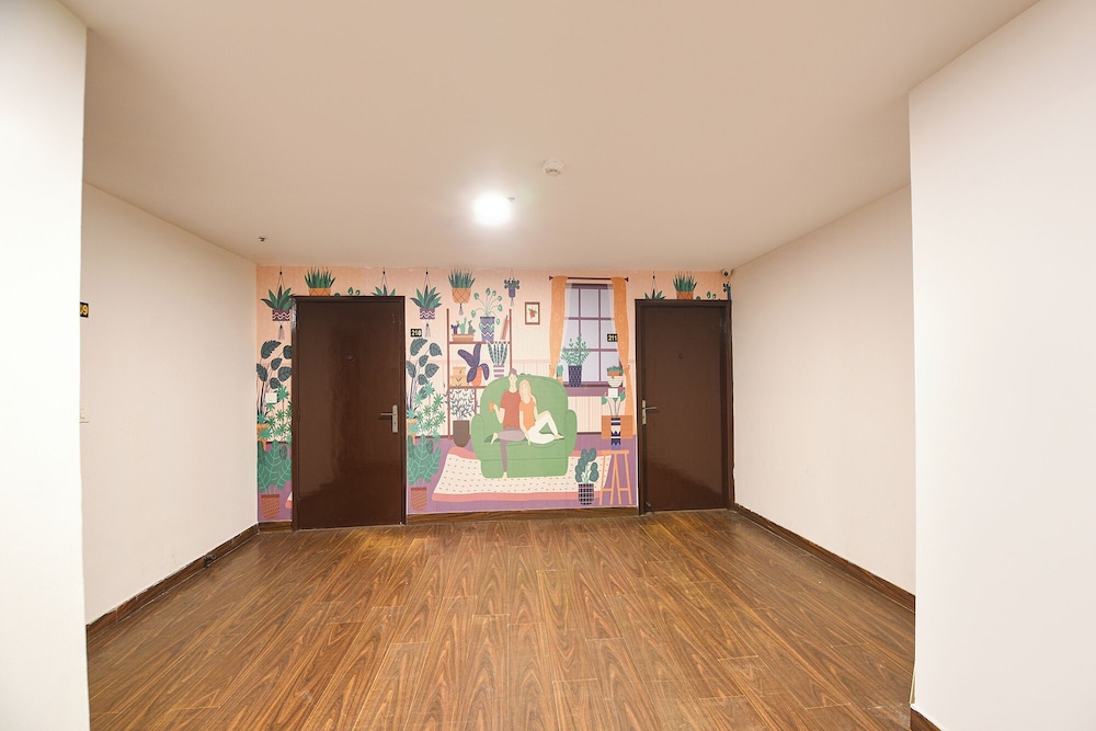 Fabhotel Crescent