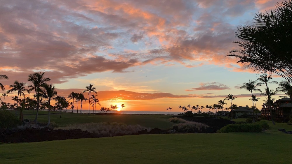 Waikoloa Golf Discount Views of Ocean & Golf Course Outdoor Seating - Vrkcv