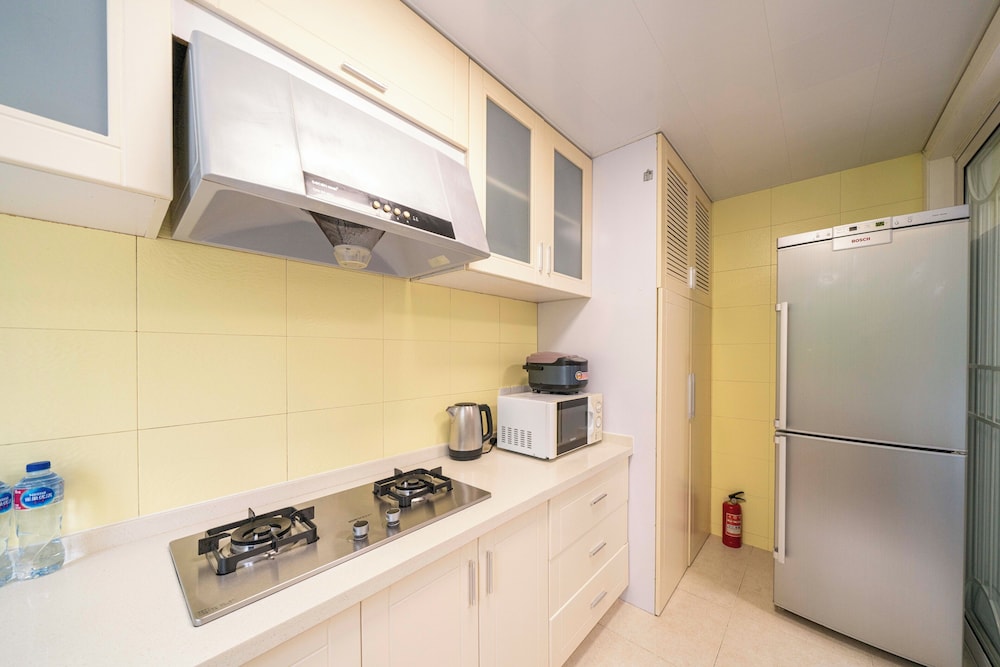 Tyms Family 3BR 2BA APT Crystal Garden