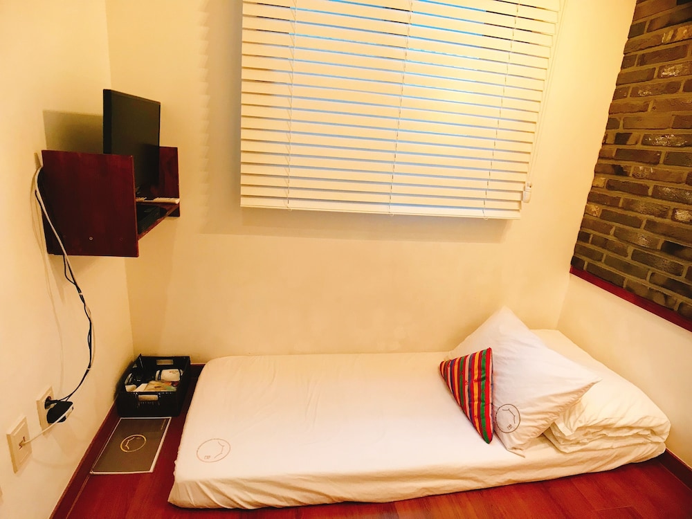 Hwon Guest House