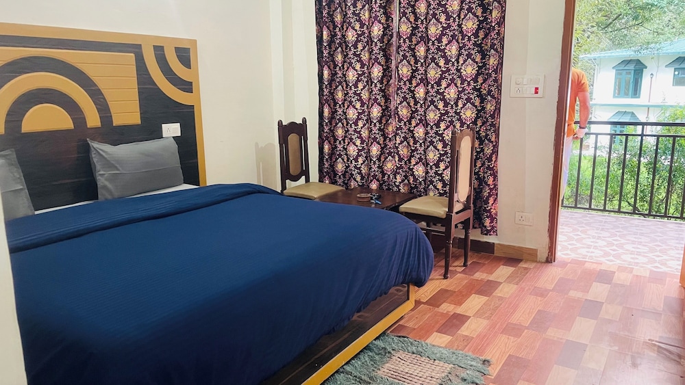 Hostel Abodes Trees of Heaven - Property Image 1