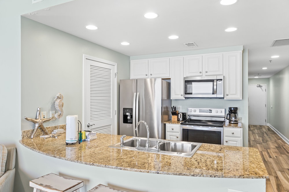 Splash Beach Resort by Panhandle Getaways