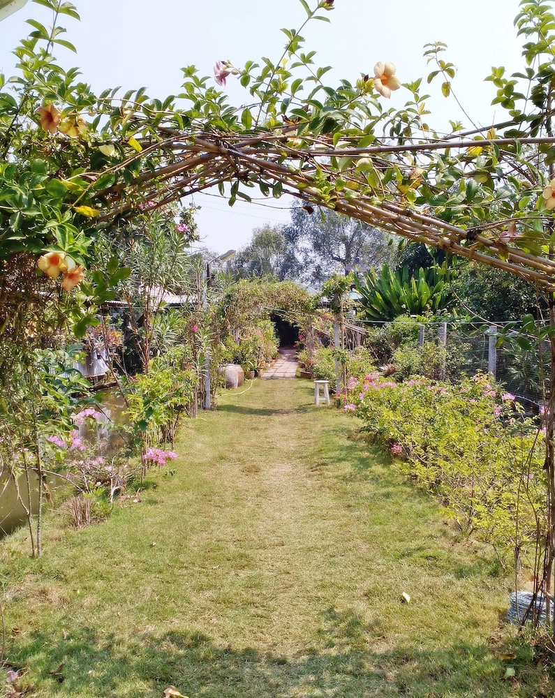 Baanbon Homestay