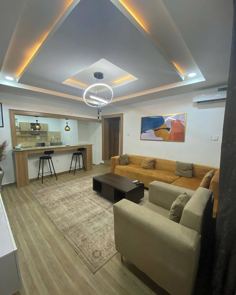 Nissi Apartment