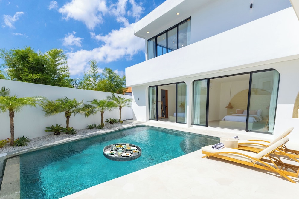 Villa Kalia by Pertama Management