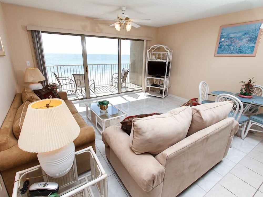 Emerald Twrs West 3003 by Brooks and Shorey Resorts