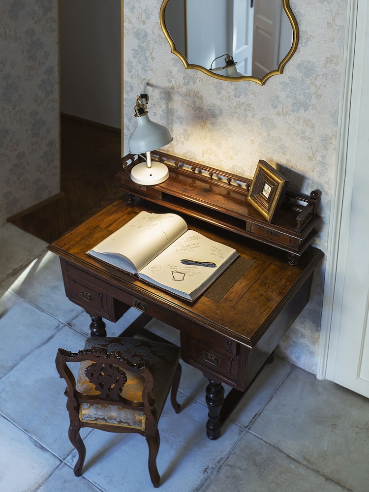Photo 43