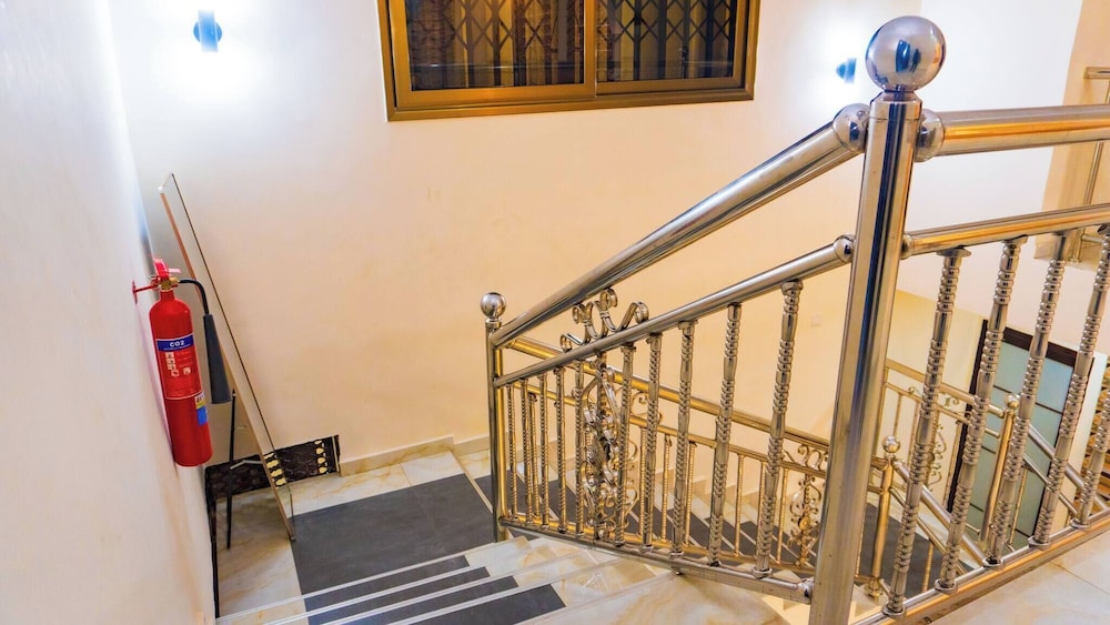 Digi Six-bedroom Accra Luxury Home at East Legon