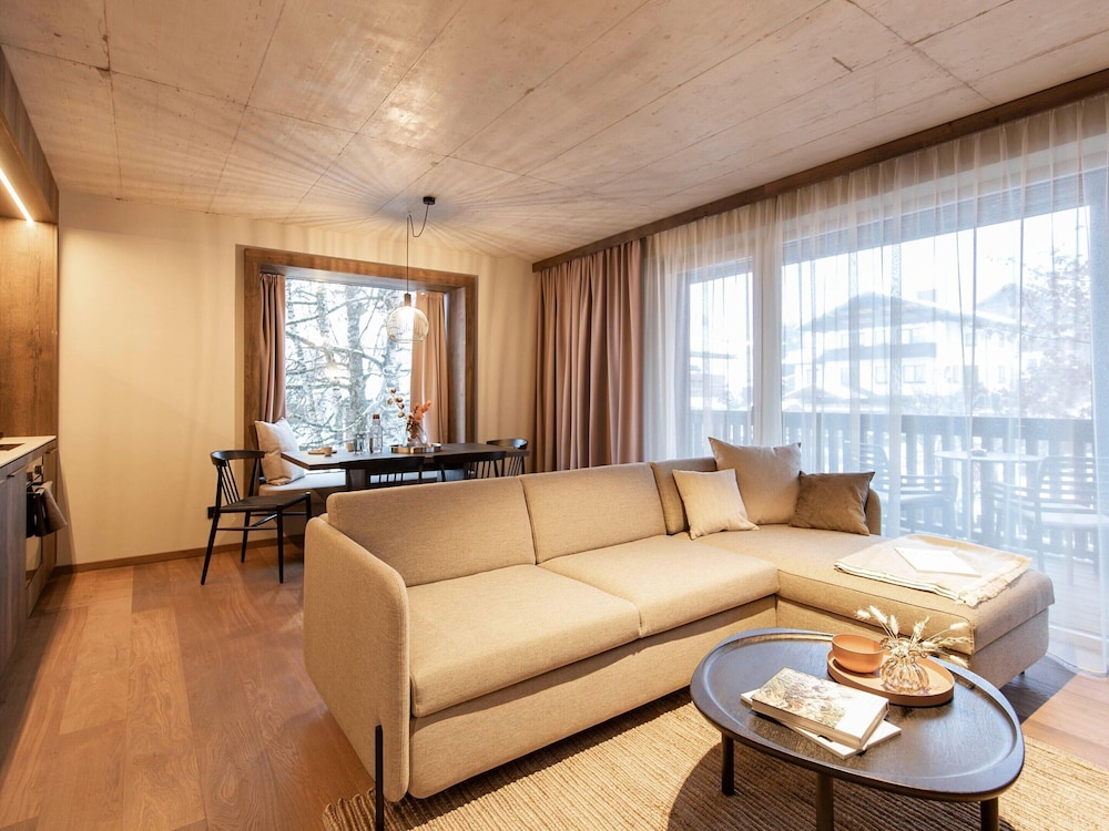 Premium Holiday Apartment With Balcony and Sauna