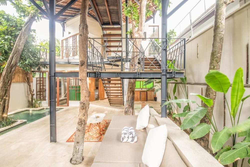 BA Villa 10 2 BR Stylish 2-br Villa With Pool 800m Canggu Beach