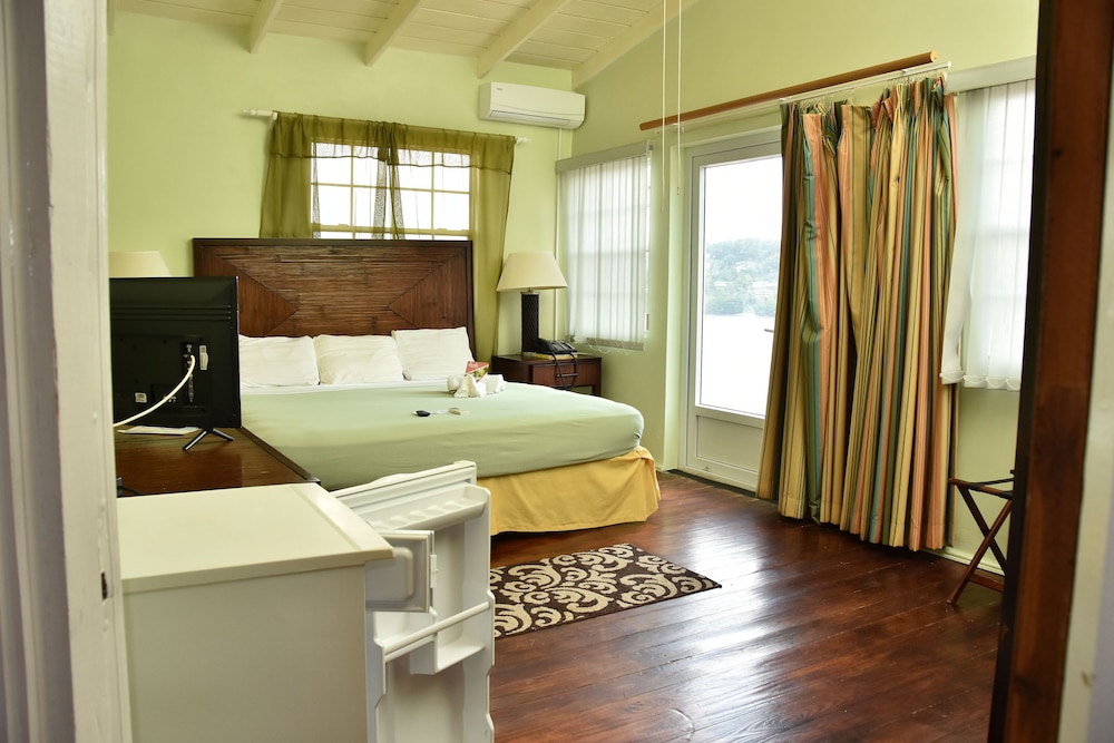 Room in Guest Room - Aanola Villas 6b Tranquil Privy Boudoir view 3