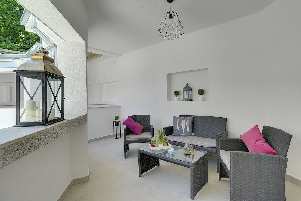 Hotel D&A Amphitheatre Apartments - Image 1