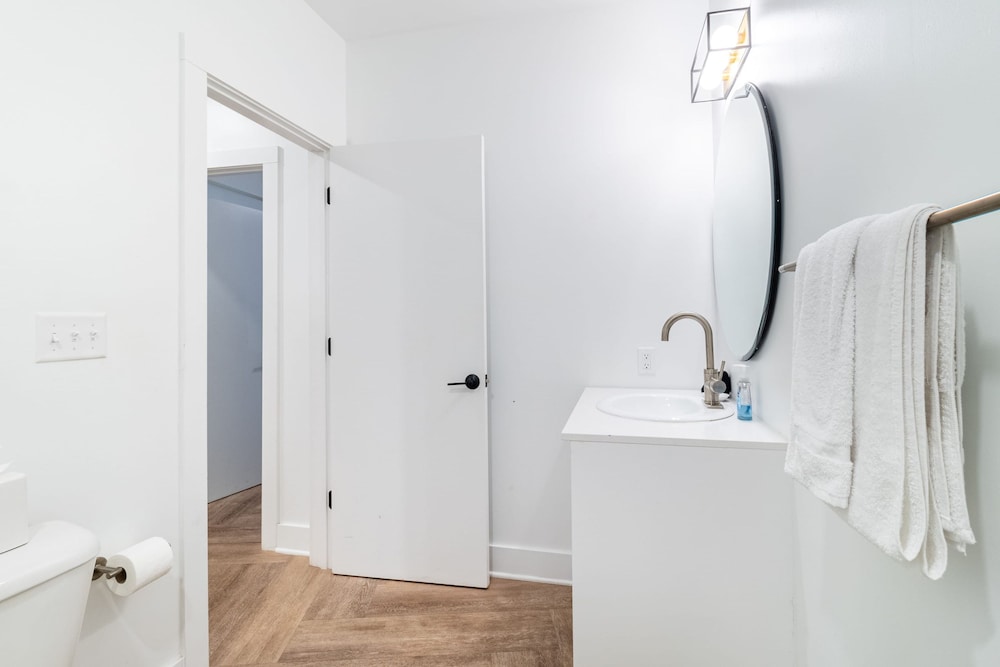 The Carter 506 by Avantstay Mins to Downtown