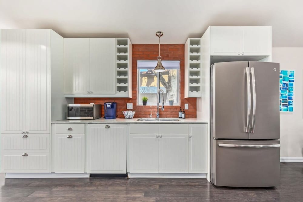 Cozy SW Casa 5 Mins to DT PHX Sleeps 6