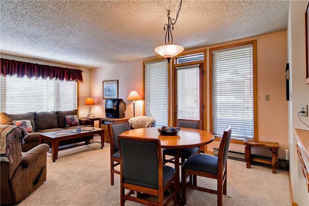 1203 Trappeur's Lodge, Trappeur's Crossing Apartment 2