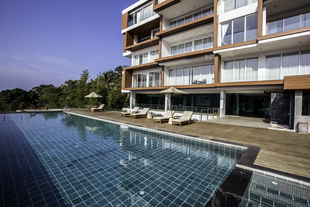 Q Kata Residence