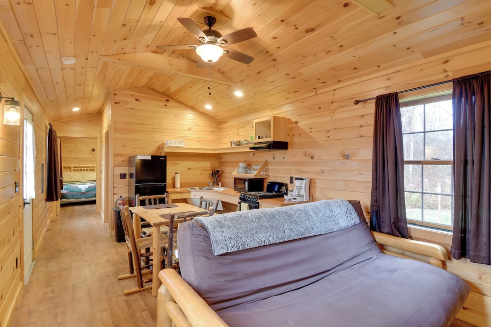 Bayfront Cabin w/ Docks & Access to Lake Ontario!