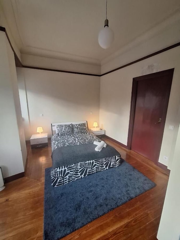 Easy Host Porto