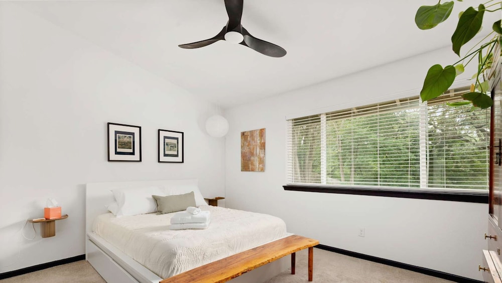 Upstay Contemporary 4BR Family Home With Garden