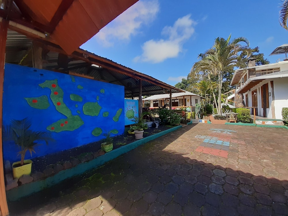 Suymar Ecolodge Galapagos