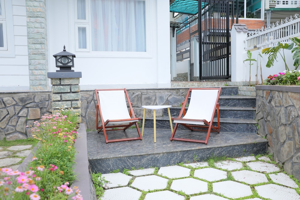 7 bedroom villa Flamingo Danang