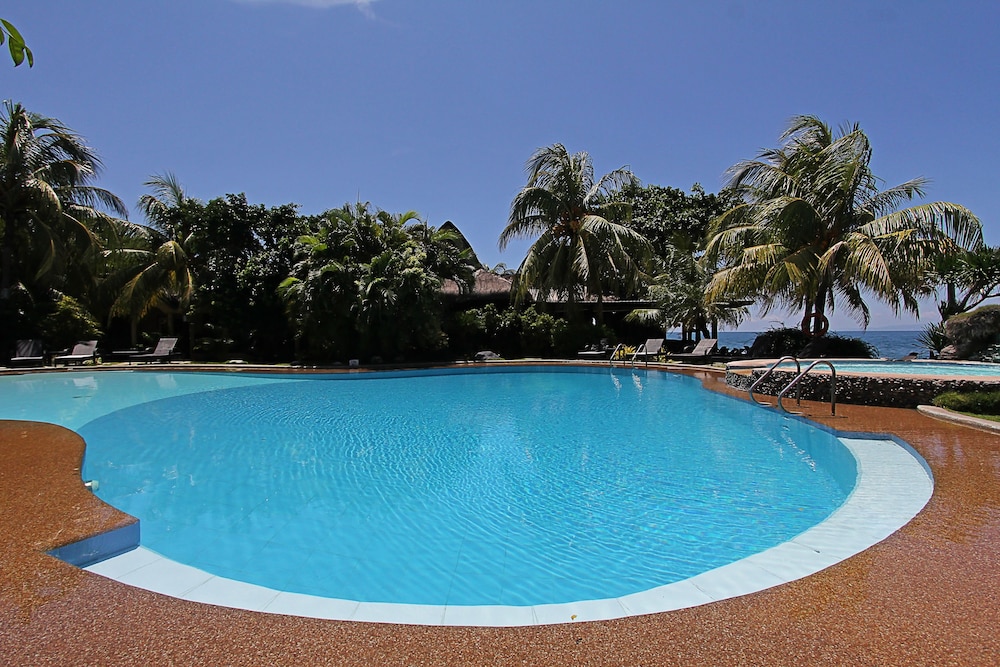Thalatta Resort