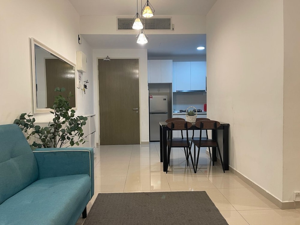 Legasi Kampung Bharu Guesthouse