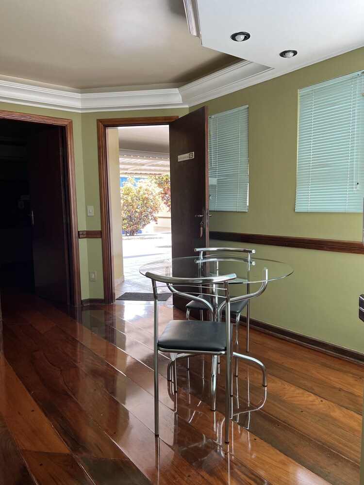Espacial Motel