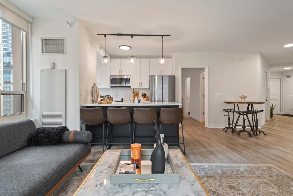 Downtown Group Ideal 2 Luxury Units Iconic Views