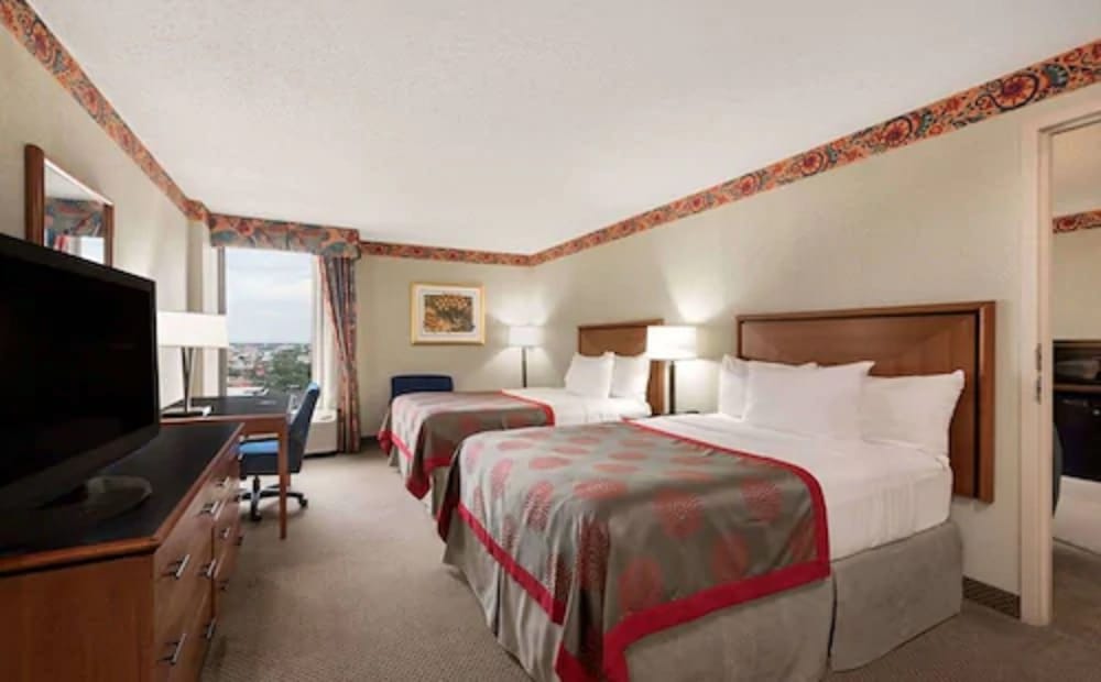 Laredo Vacations - Hotel Ava - Property Image 16