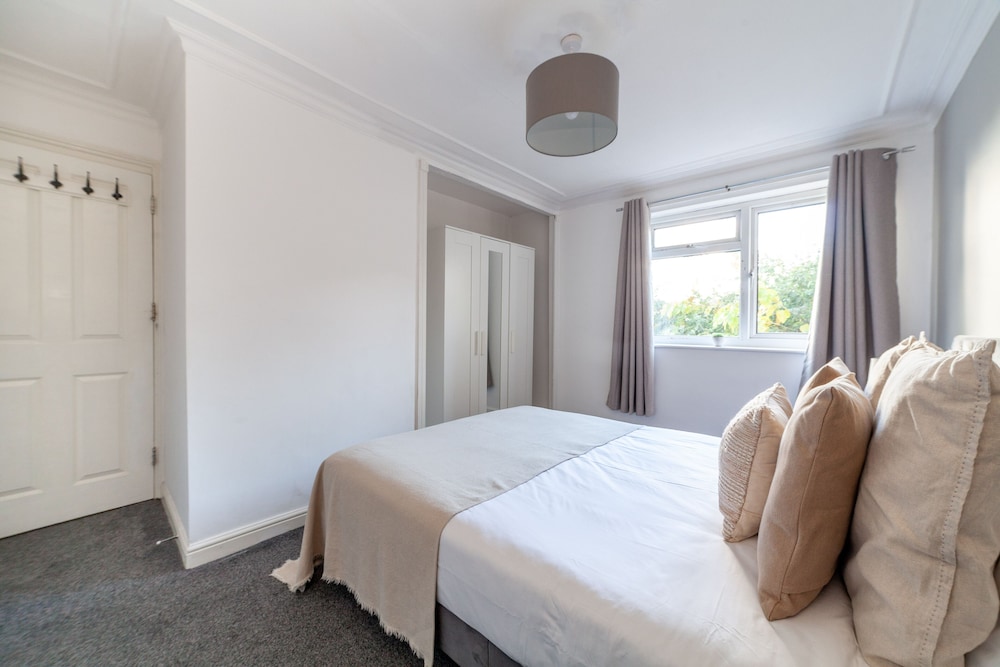 Modern Apartment in Walthamstow
