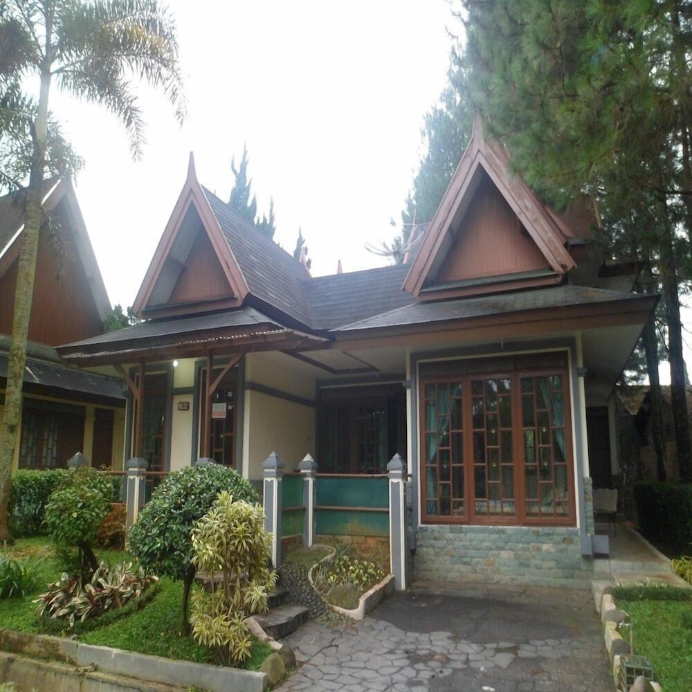 Villa Kota Bunga Teratai