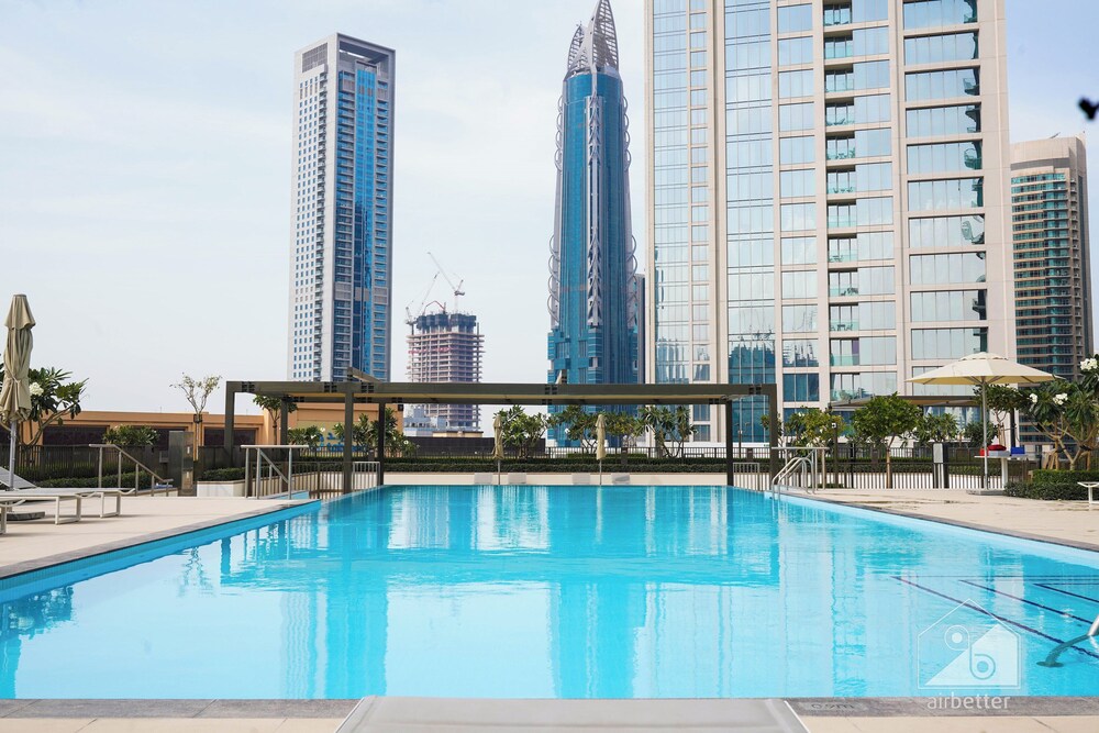 Luxurious 4B Balcony & Views Burjcrown Downtown