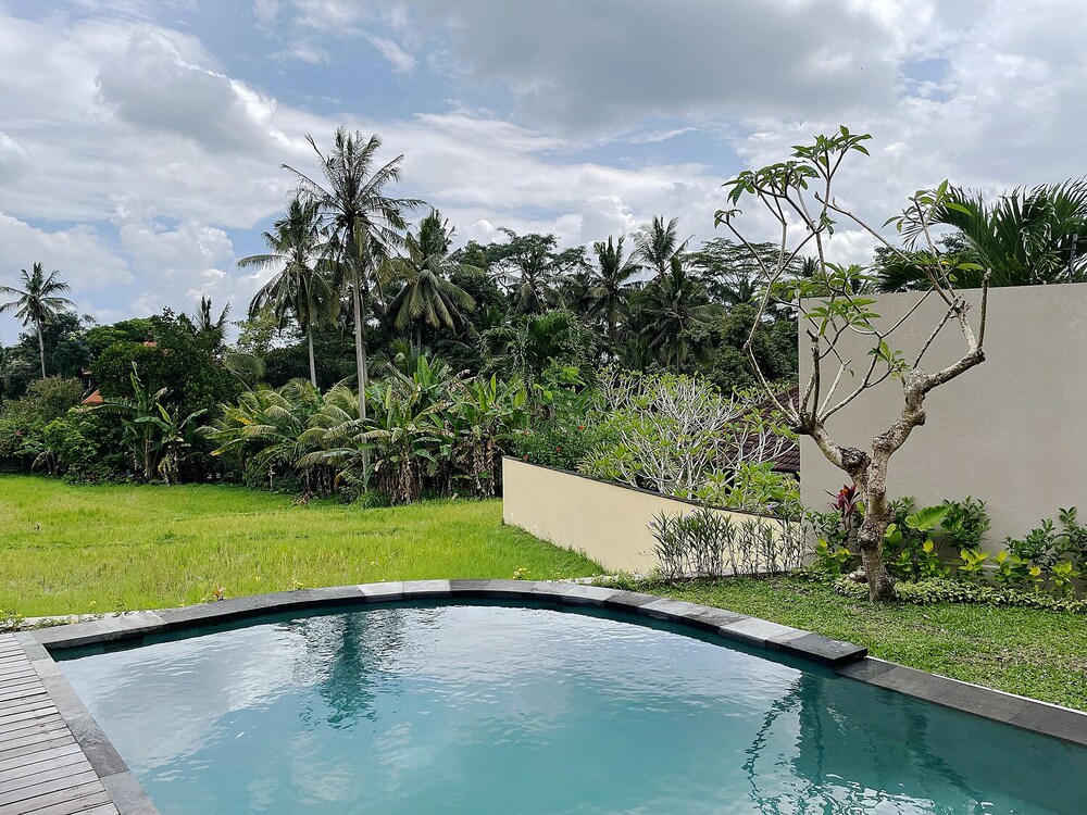 Sabuh Mas Villa Ubud By Aswanaya