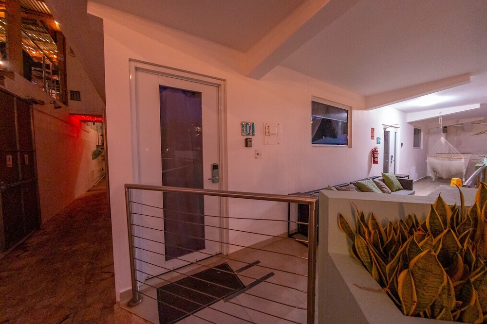 Puerto Rico Vacations - Casa Verde Hotel - Property Image 2