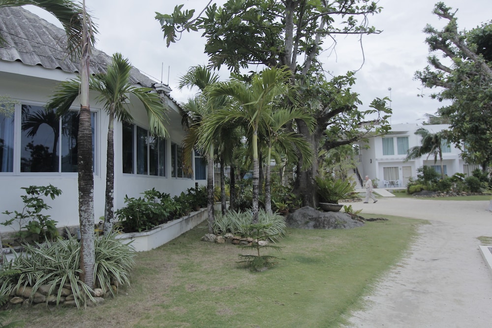 Casa Pilar Beach Resort, Boracay Island - 10