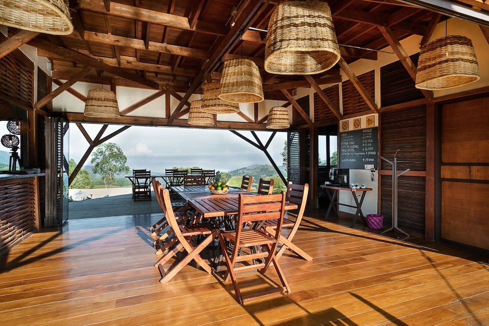 El Nido del Cóndor Ecolodge