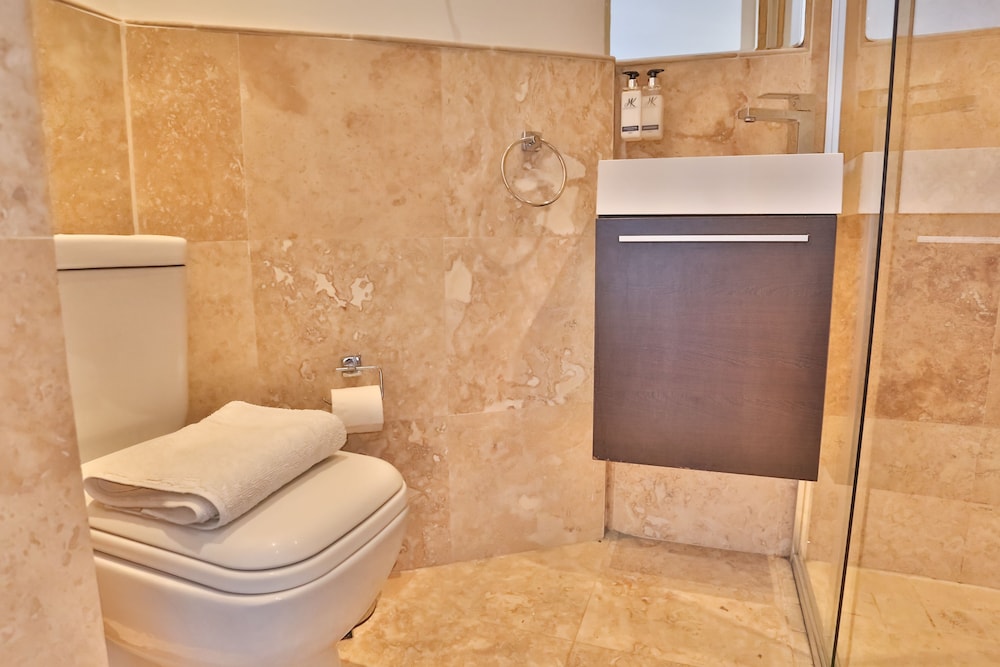 Abington Manor - Fish Hoek Guesthouse