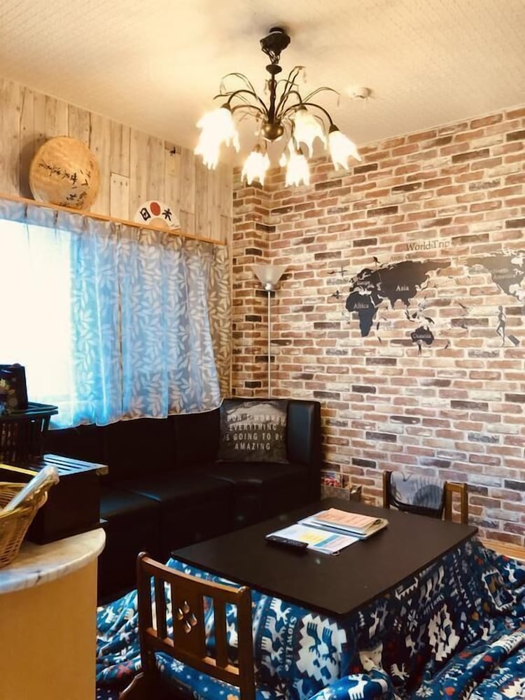 Midtown Sakura Apartment House 102