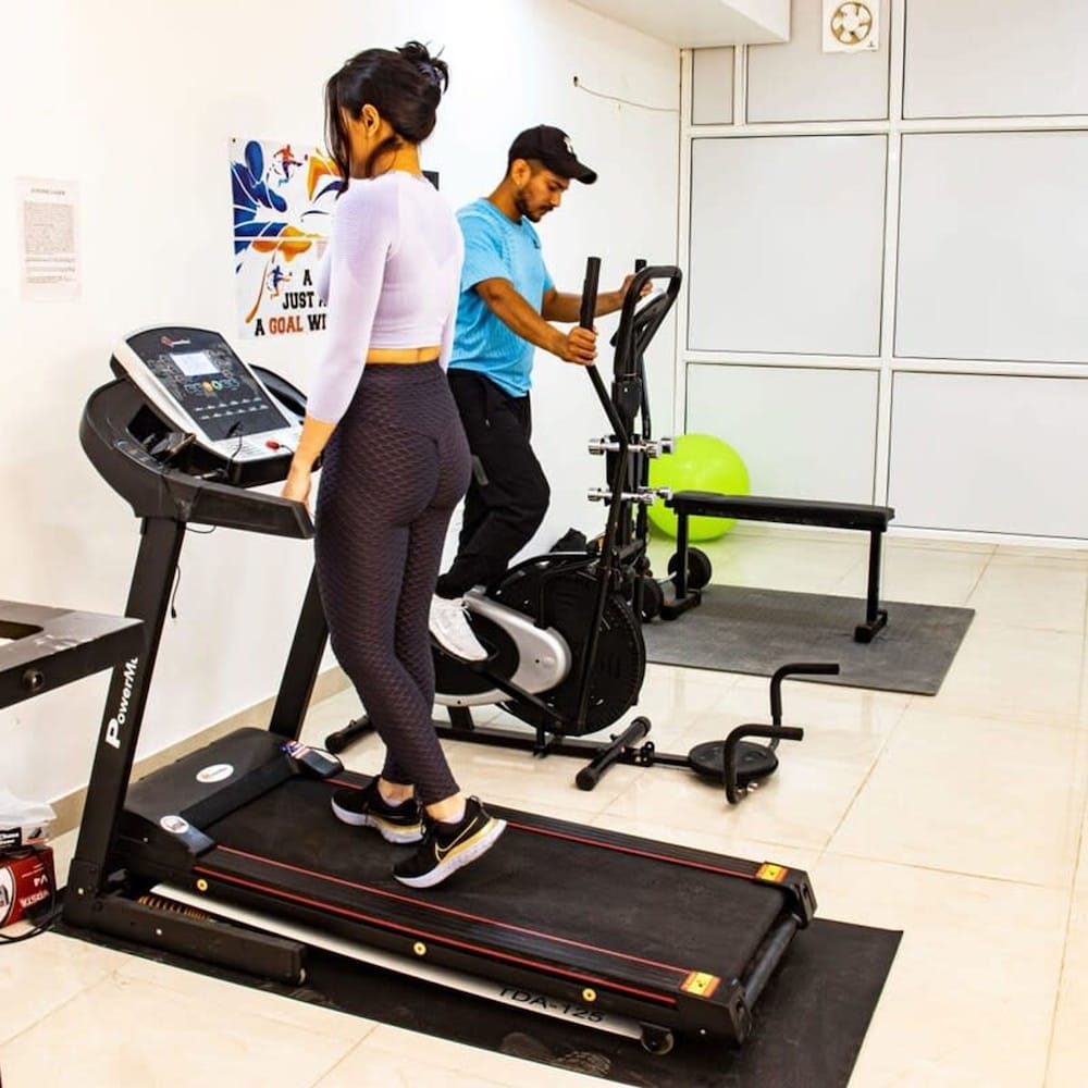 Relaxing 1 Bhk Service Apartment With Balcony Gym view 4