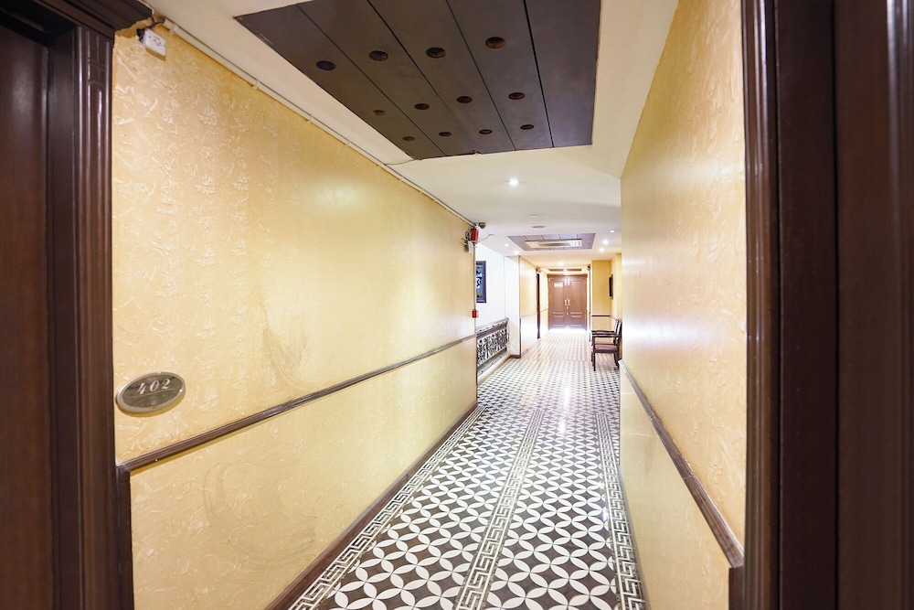 Fabhotel Nfc Royale