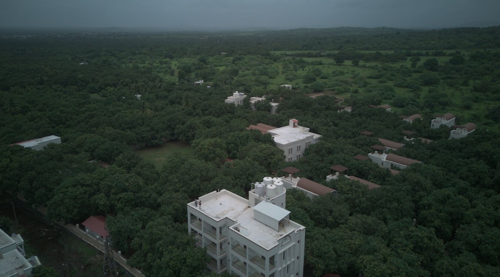 Le Casa Lion Resort - A Premium Resort In Sasan Gir