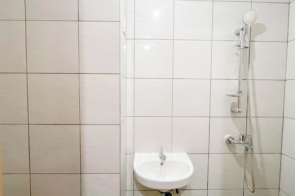 Good Deal Studio Room (No Kitchen) Bandaraya - Tallasa City Makassar Apartment
