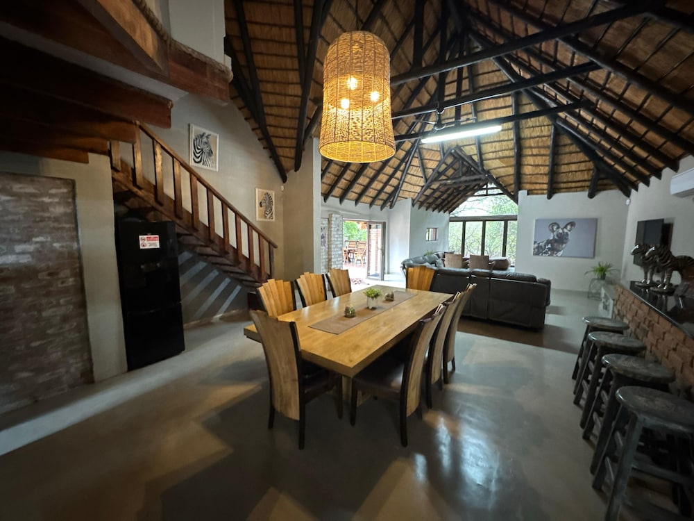 Singwe Private Safari lodge