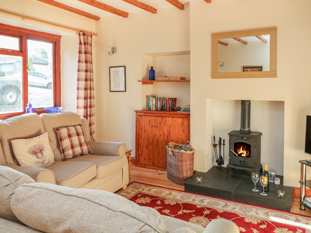 Hope Valley Vacations - Lees Cottage - Property Image 4