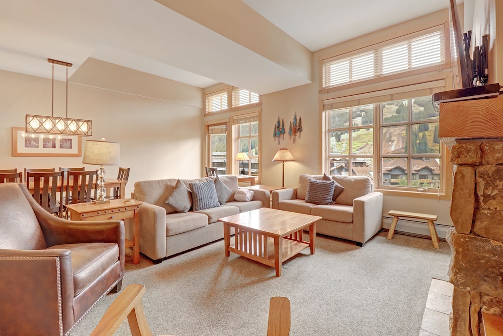 Pp605 Passage Point 3 Bedroom Condo
