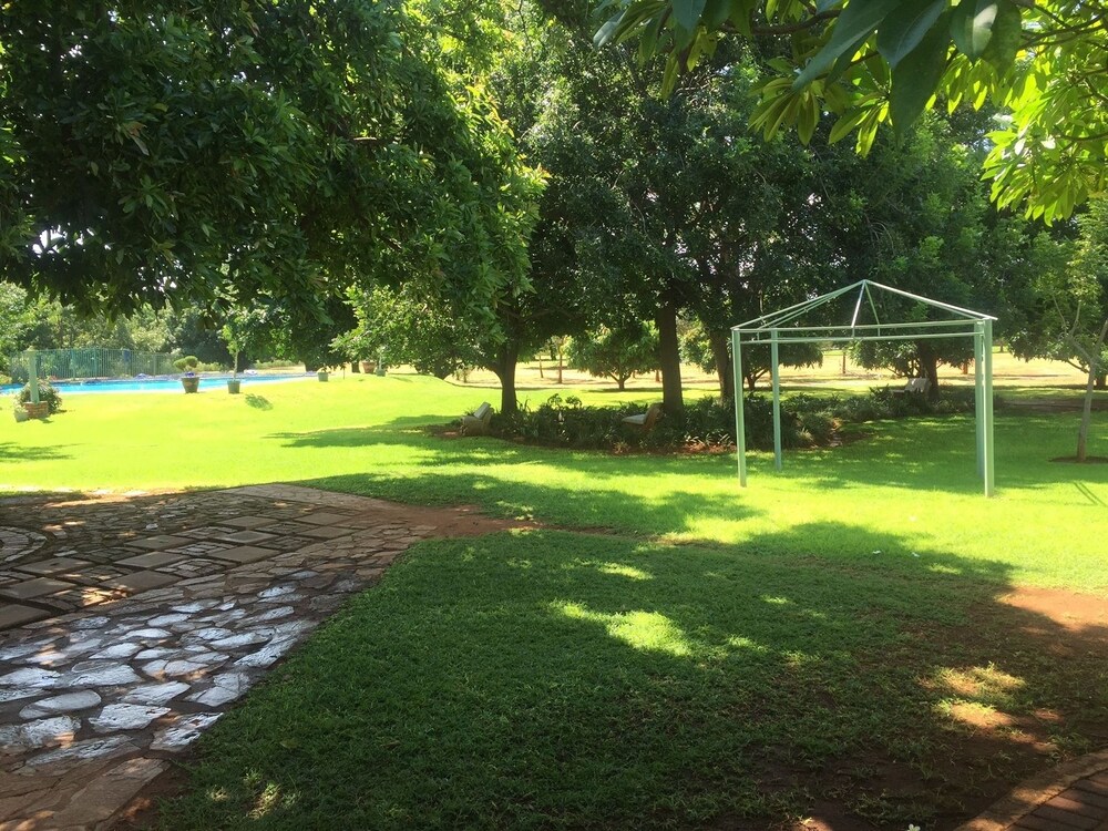 Gatz Guest House
